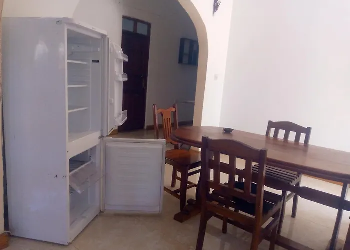 Saba Saba Home Stay